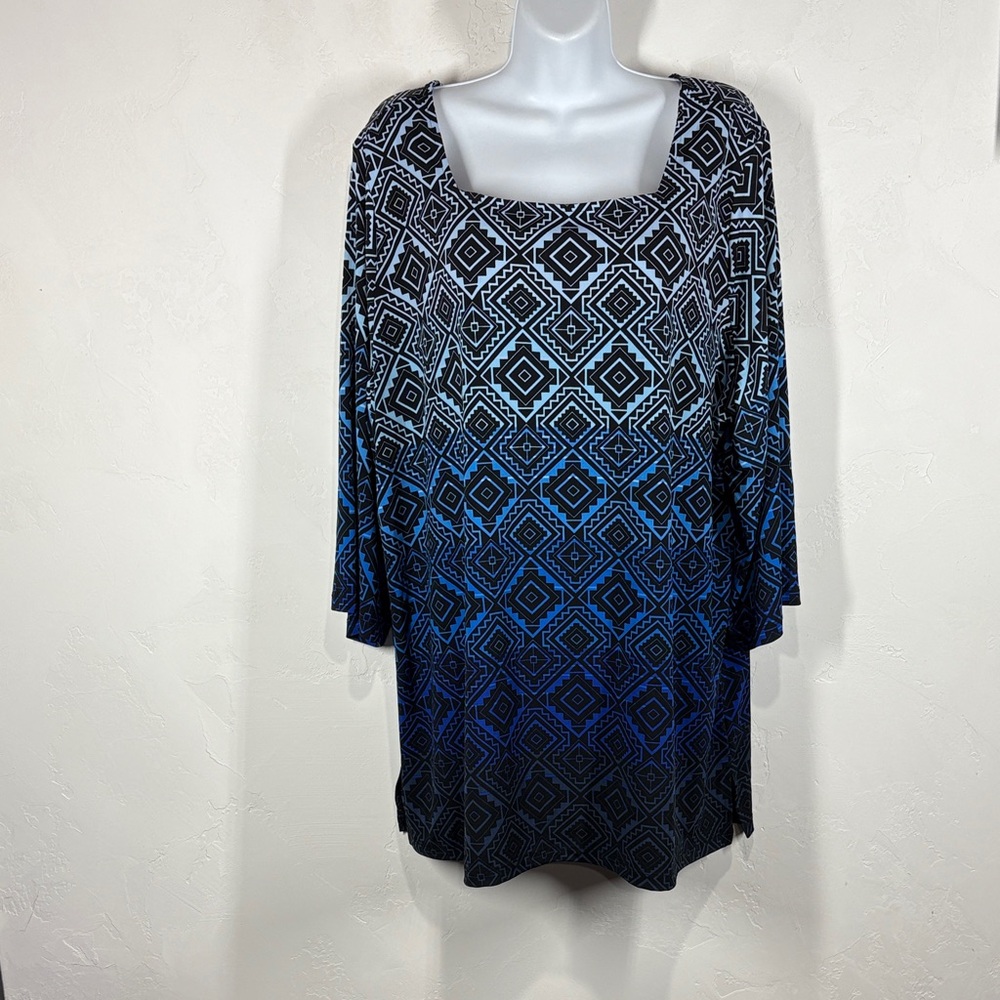 CJ Banks Geometric Black and Blue Tunic Top size 2X